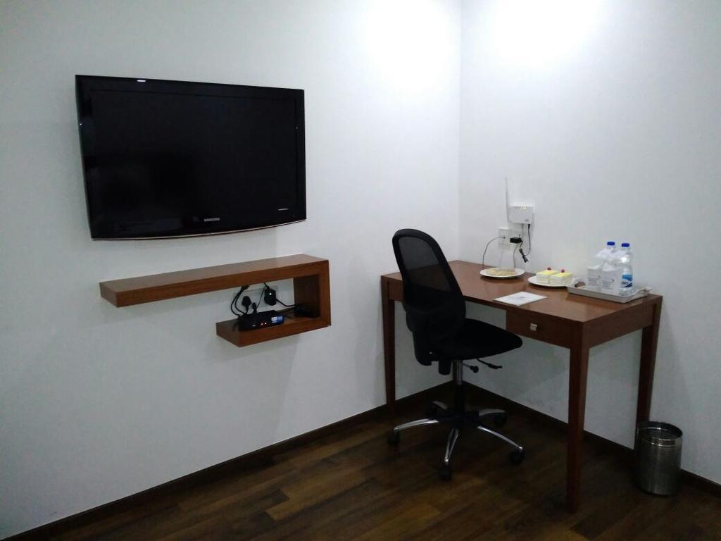 The Royal Comfort Bangalore Exterior foto